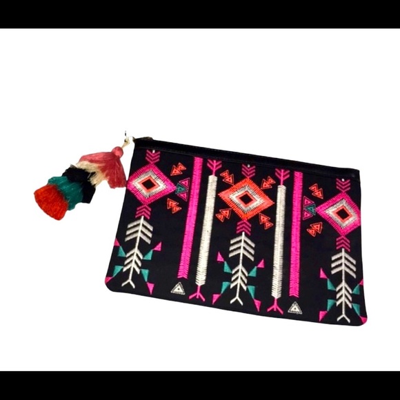 NWT Mali + Lili Vegan Leather Embroidered w/ Tassel Clutch - Picture 1 of 3